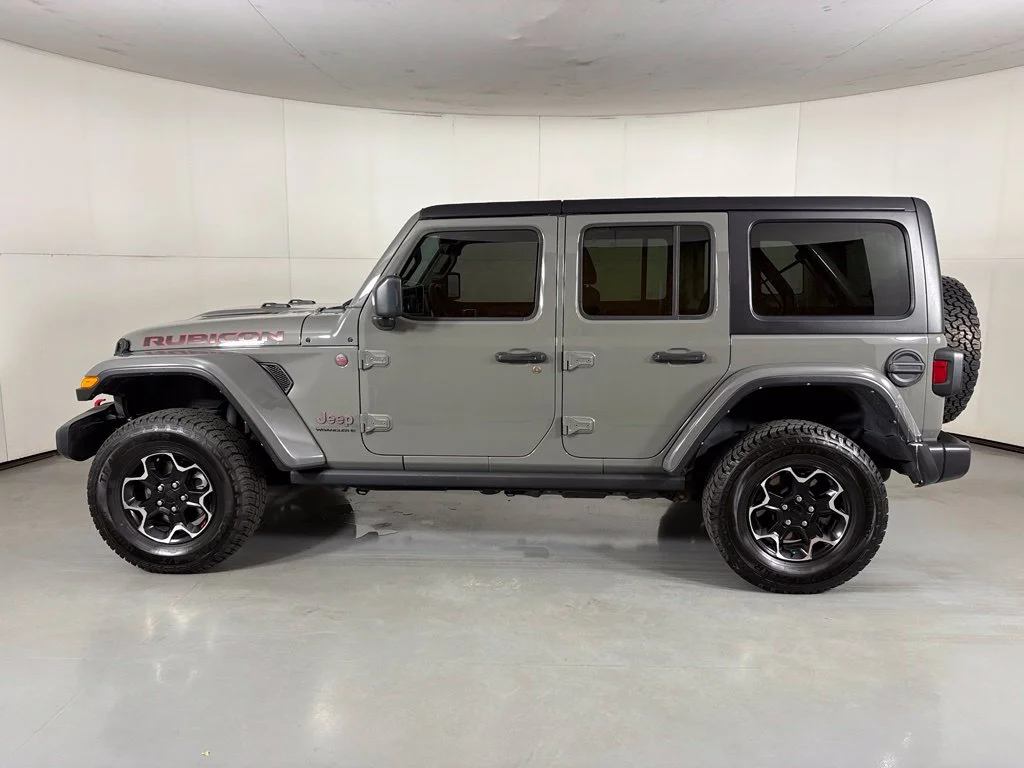 Used 2023 Gray Jeep Rubicon image 5