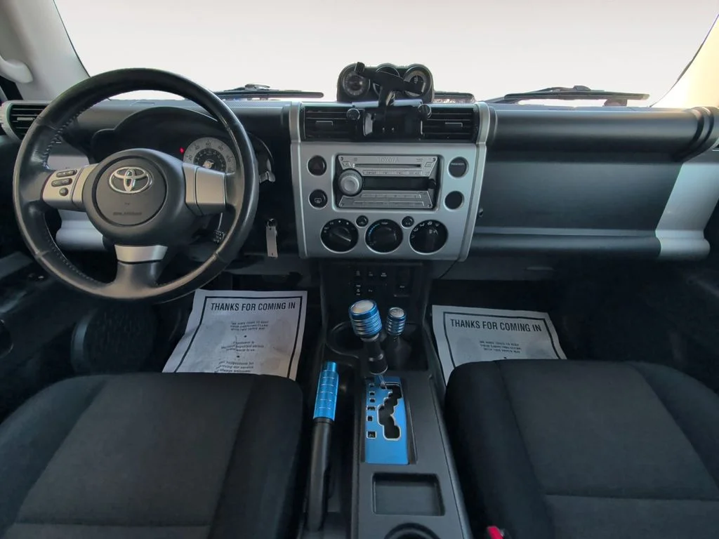 Used 2008 Silver Toyota Base image 10