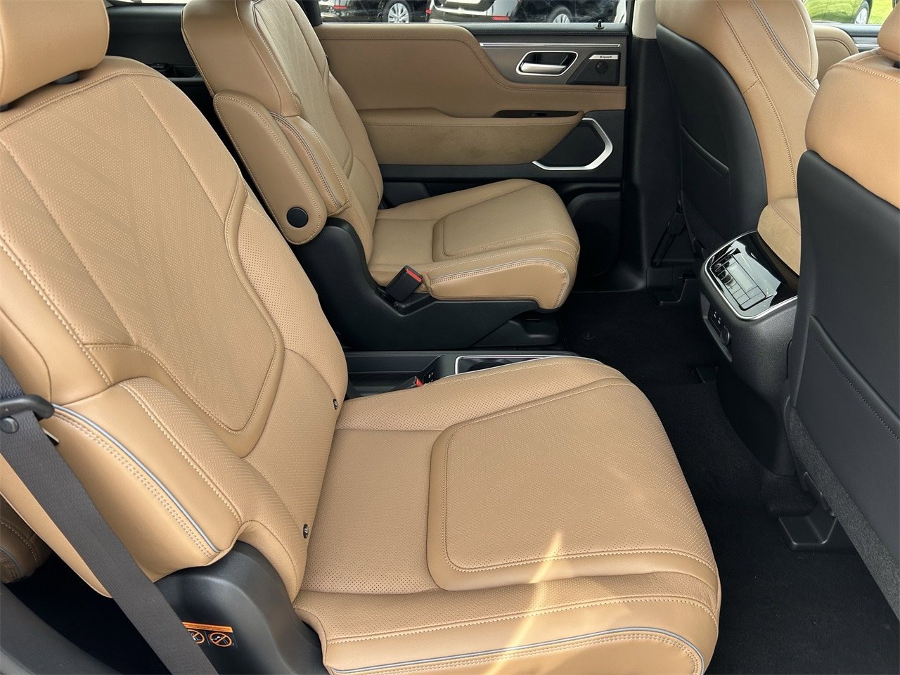 2026 INFINITI QX80 Luxe - Photo 11