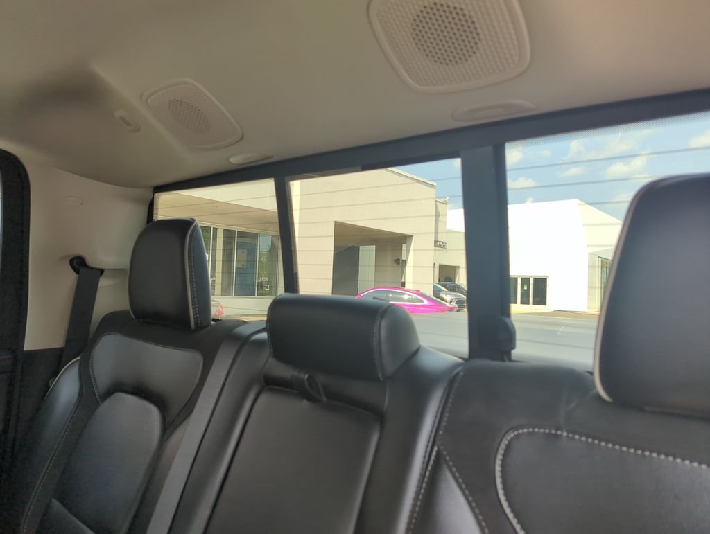 Used 2022 Black Ram Laramie image 28