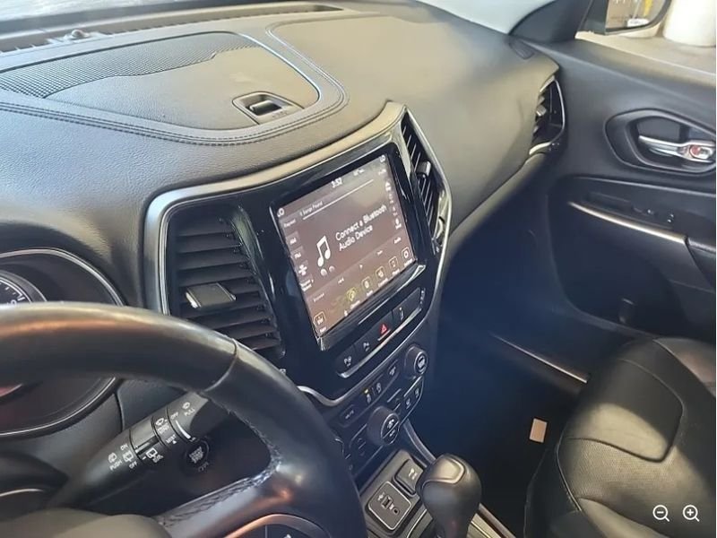 Used 2020 Sting-Gray Clearcoat Jeep Limited image 6