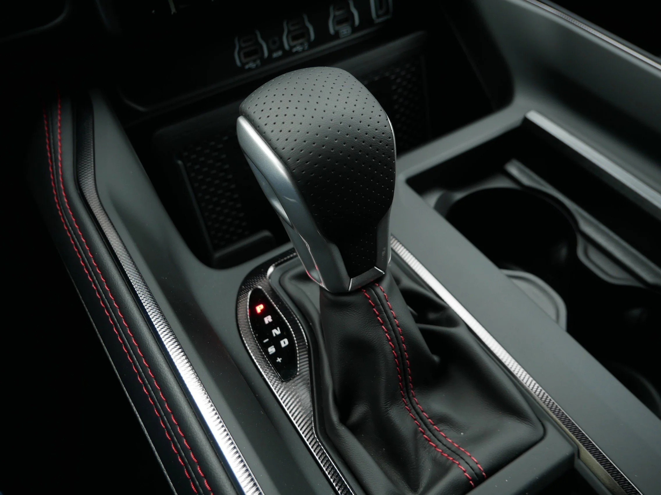 New 2026 Diamond Black Crystal Pearl-Coat Exterior Paint RAM RHO image 19