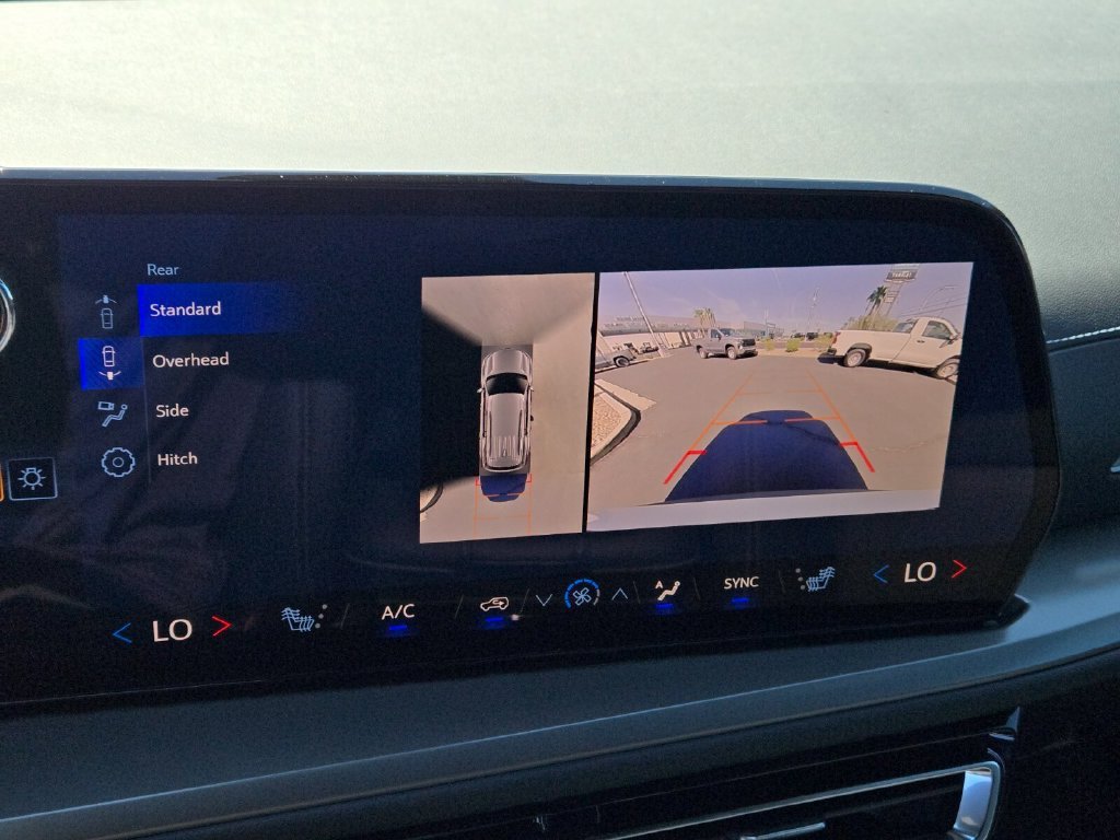 2027 Chevrolet Traverse LT - Photo 13