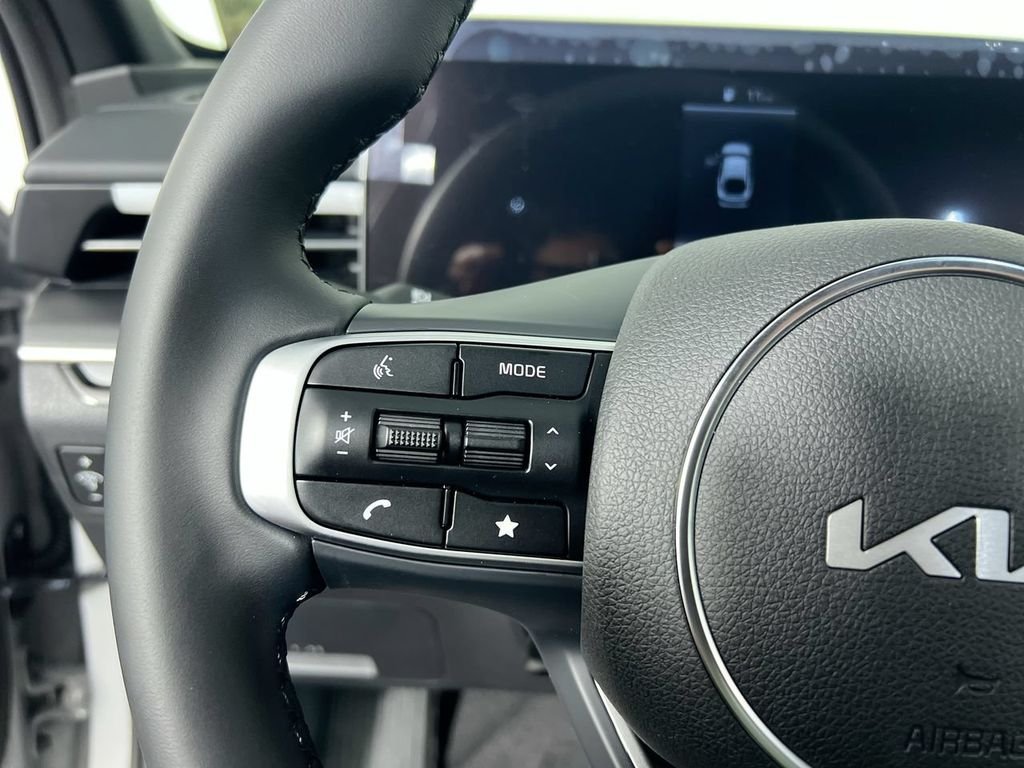 New 2026 Wolf Gray Kia GT-Line FWD image 18