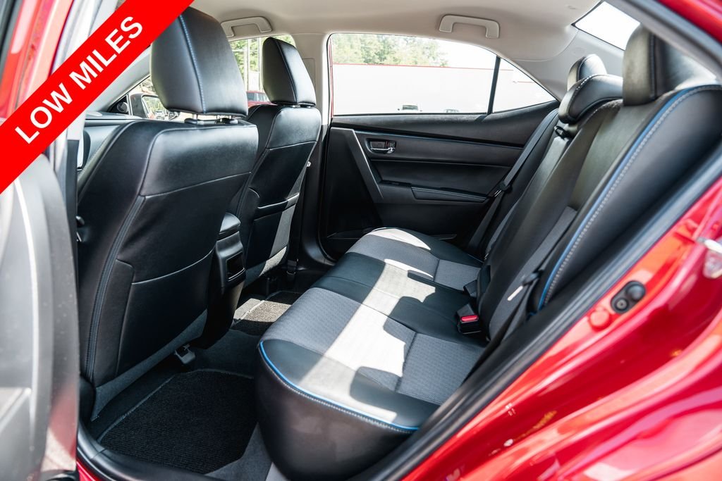 Used 2019 Barcelona Red Metallic Toyota SE image 24