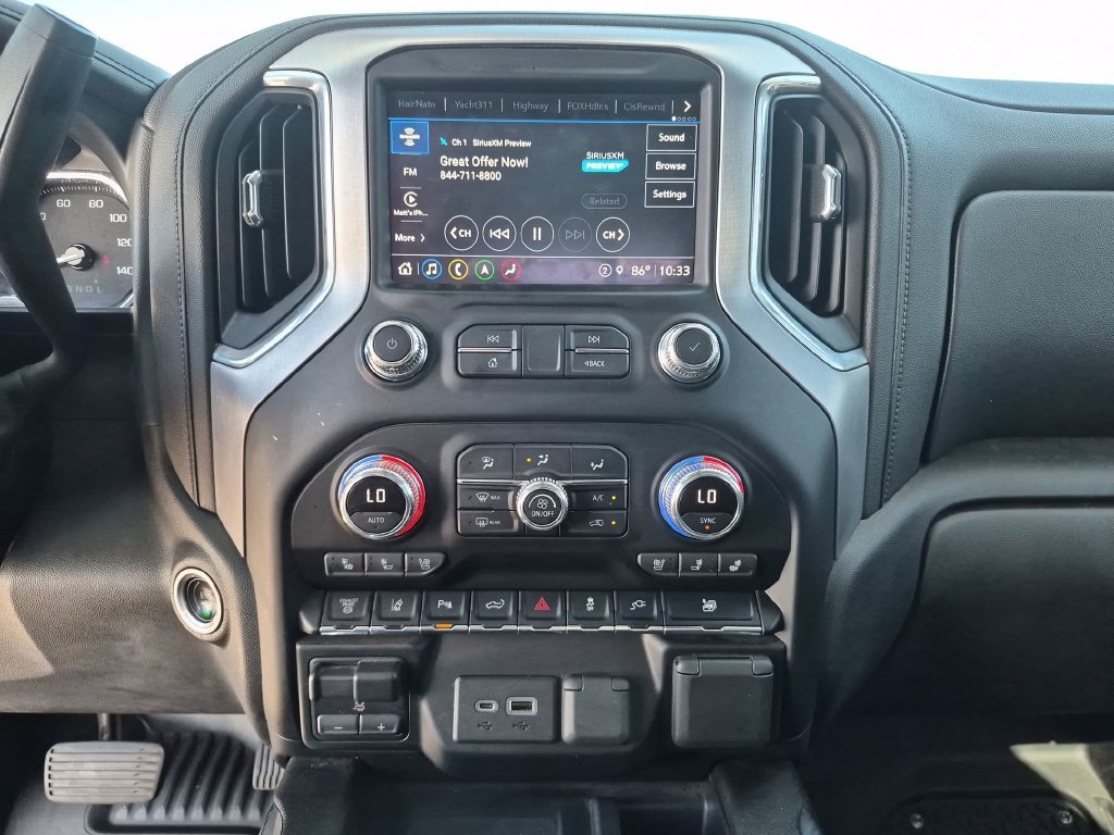 Used 2021 White GMC SLT image 32