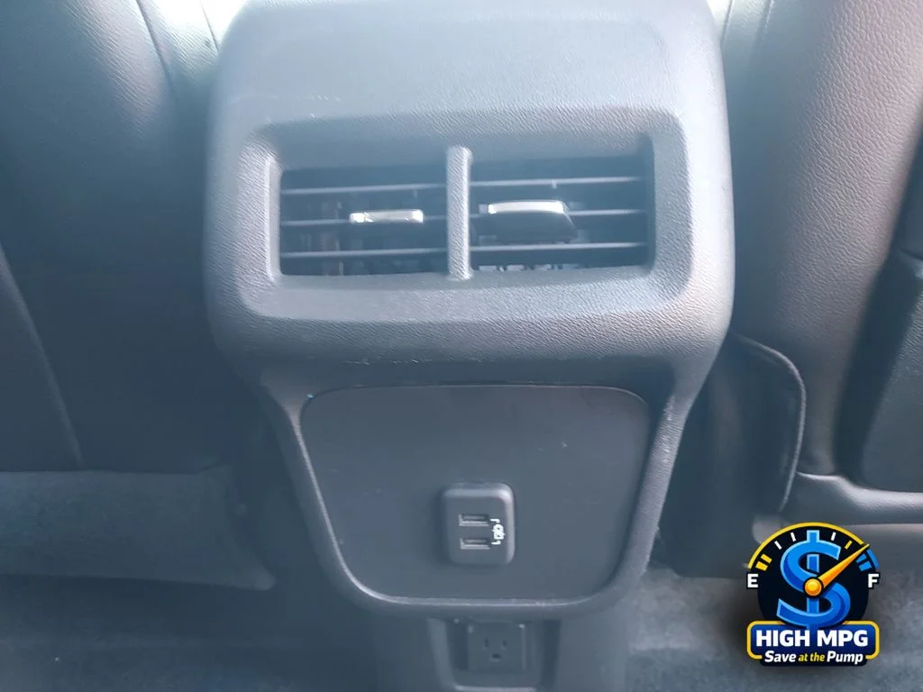 Used 2024 Silver GMC SLT image 25