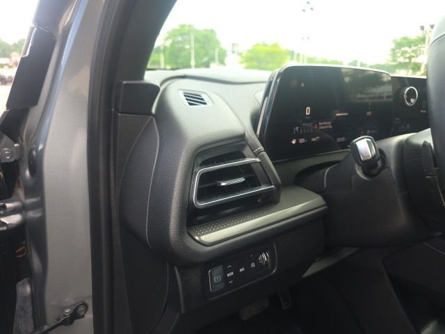 Used 2025 Gray Chevrolet LT image 15