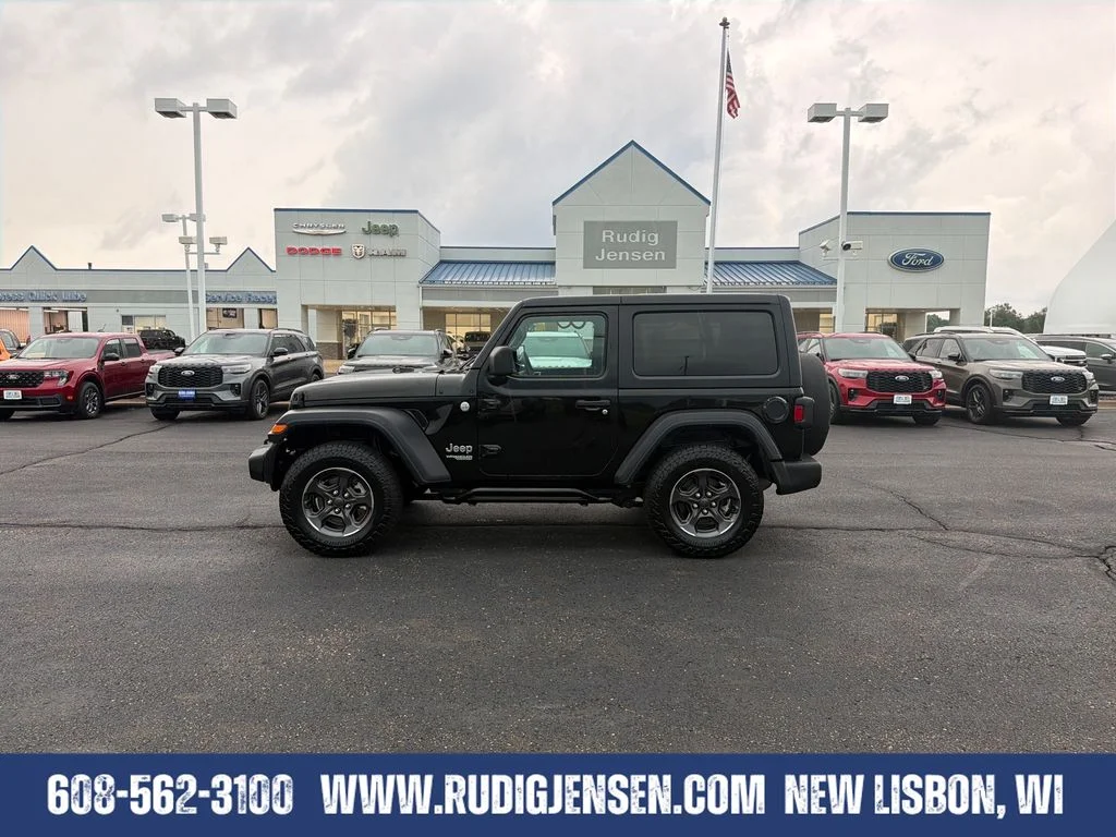 Used 2019 Jeep Wrangler Sport S with VIN 1C4GJXAGXKW637249 for sale in New Lisbon, WI