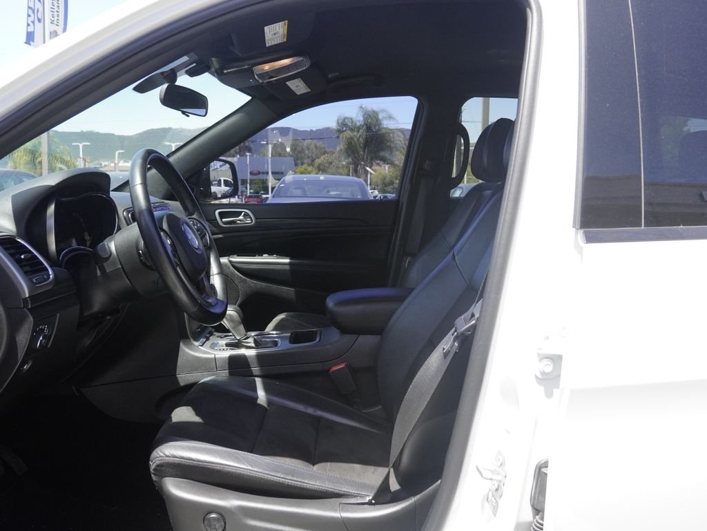 Used 2021 White Jeep Laredo X image 18