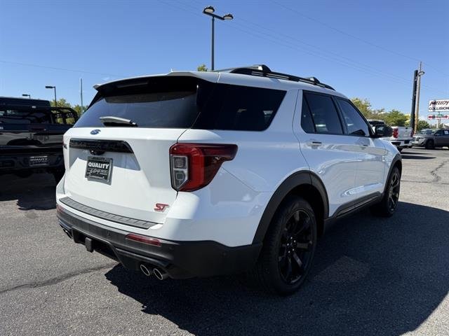 2022 Ford Explorer ST photo 2