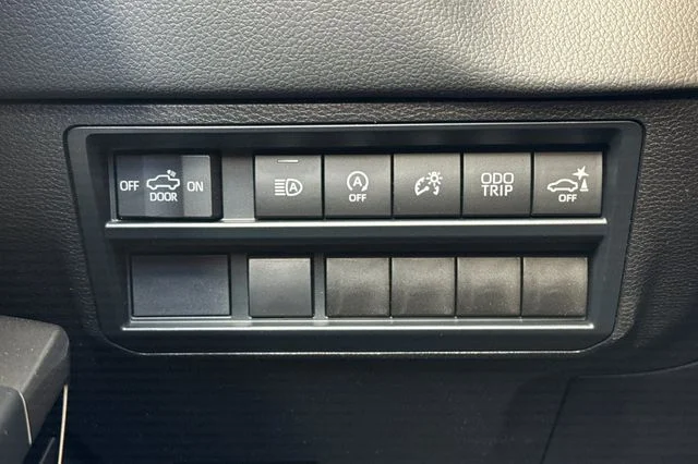2026 Toyota Tundra Limited - Photo 30