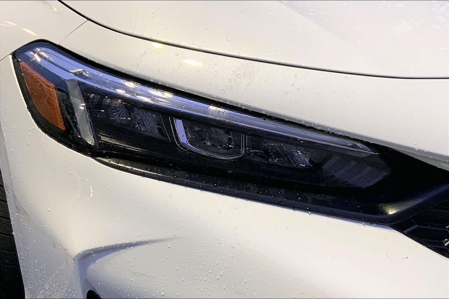 Used 2026 Platinum White Pearl Honda LX image 26