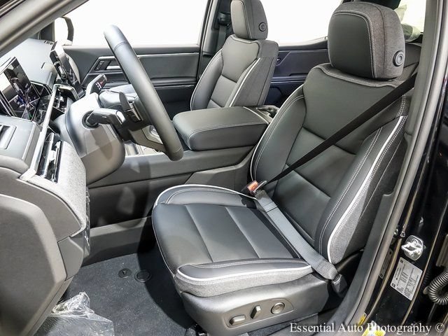 New 2026 Onyx Black GMC Elevation Extended Range image 9