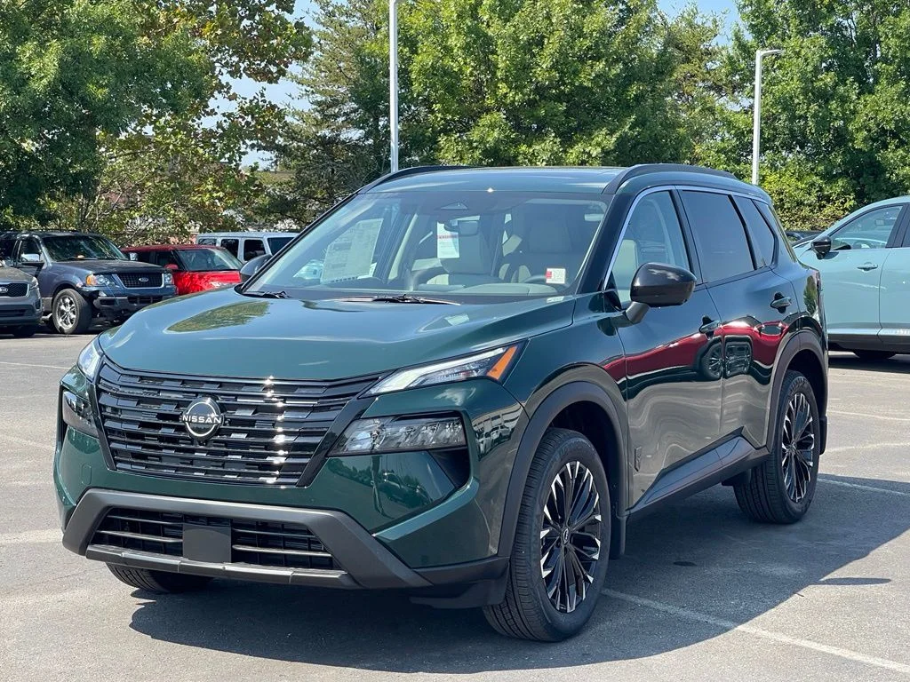 New 2026 Obsidian Green Pearl Nissan Dark Armor image 2