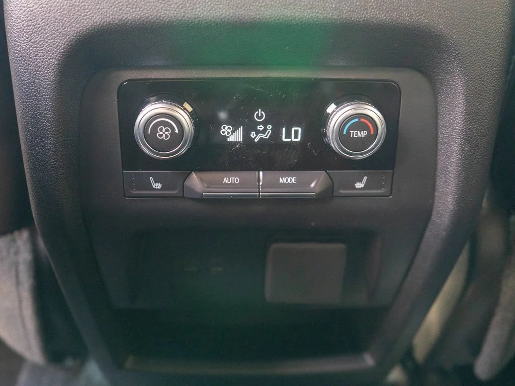 New 2026 Sterling Metallic GMC Elevation image 14