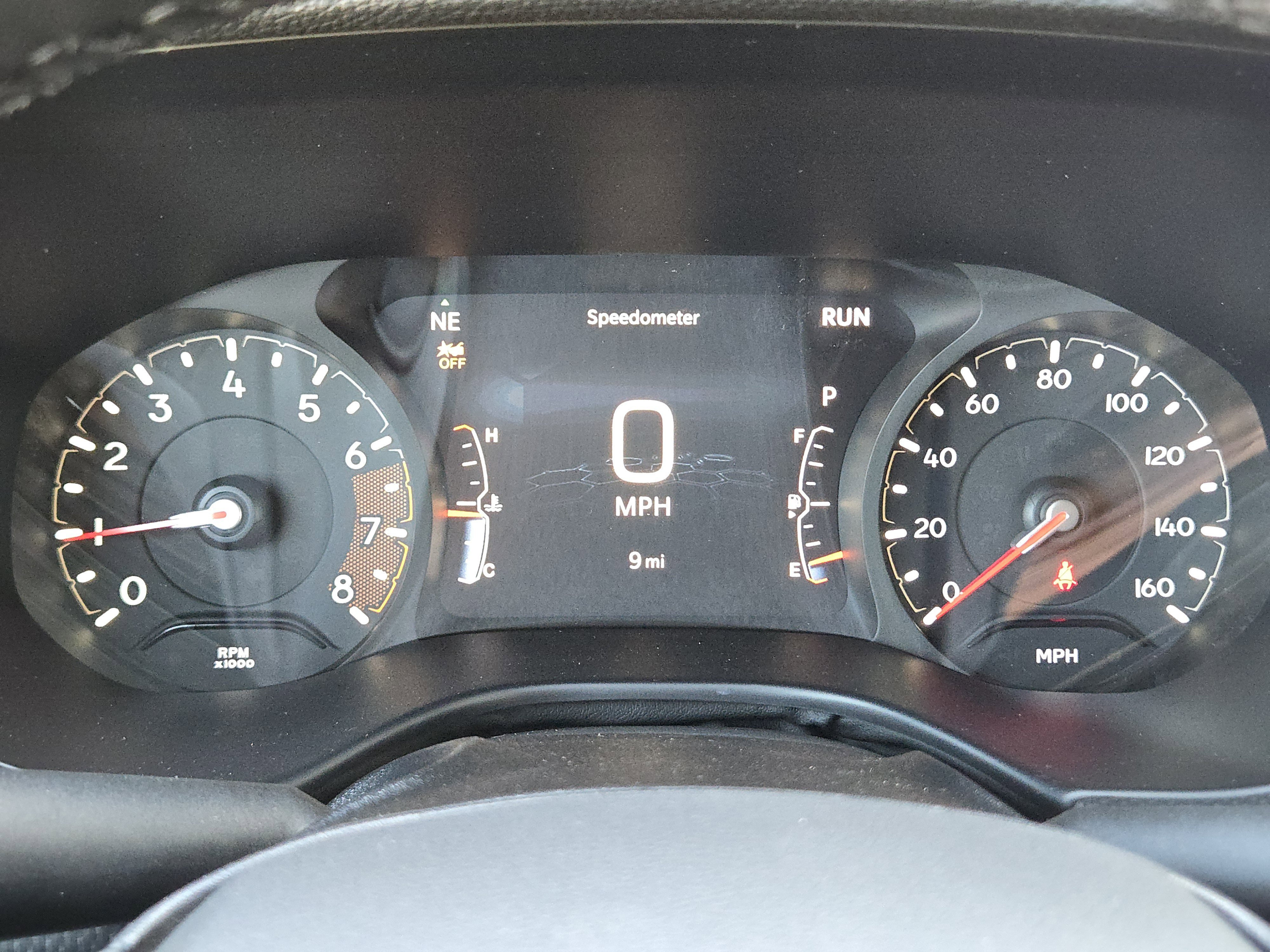 New 2026 Diamond Black Crystal Pearlcoat Jeep Latitude image 14