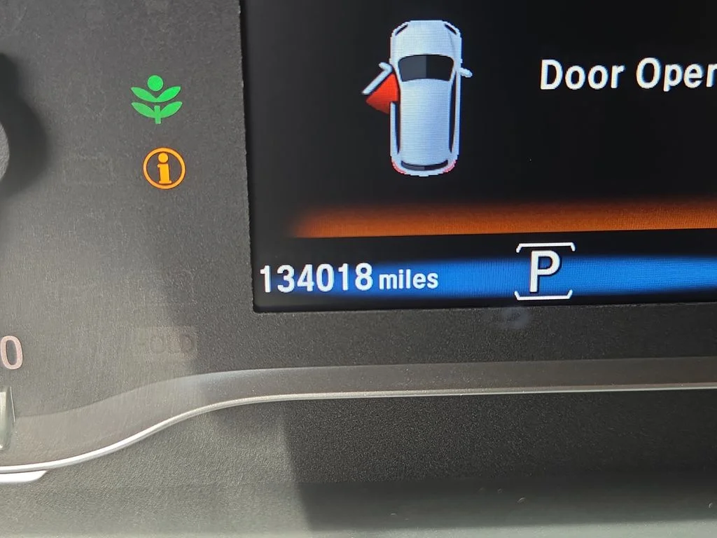 Used 2016 White Honda Touring image 41