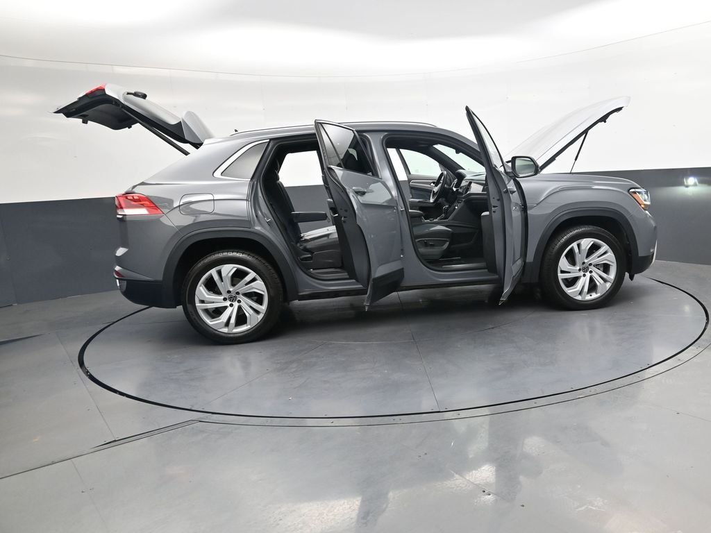 Used 2021  Volkswagen 2.0T SEL image 49