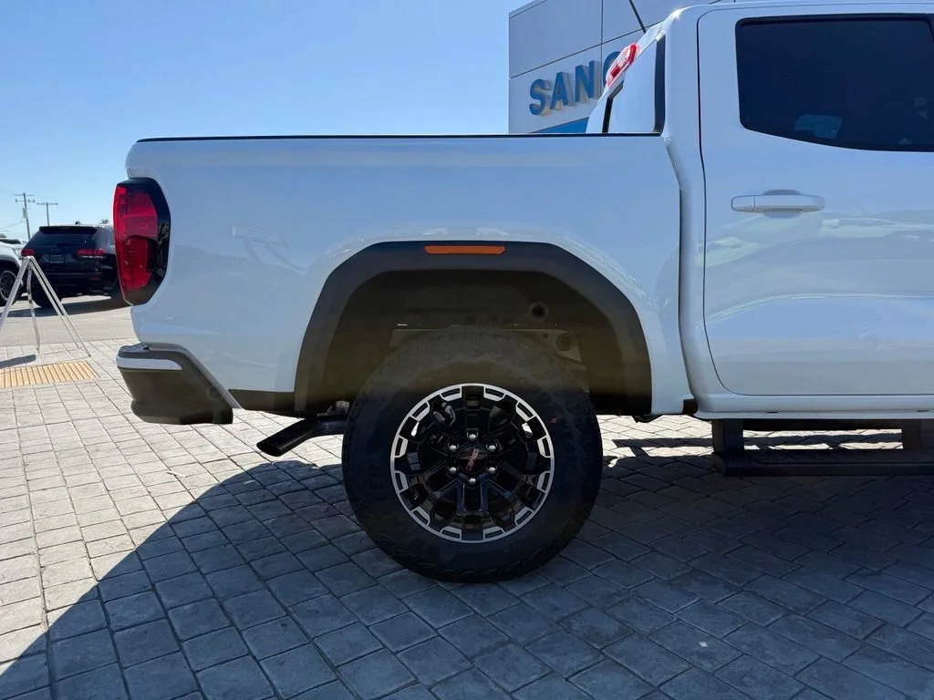 New 2026 Summit White GMC AT4 image 11