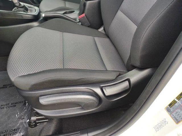 Used 2025 White Kia LX image 20
