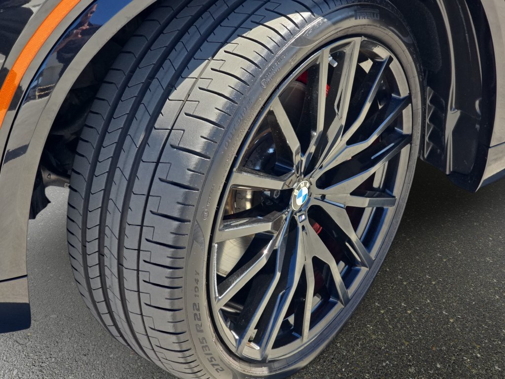 Used 2025 Black BMW sDrive40i image 36