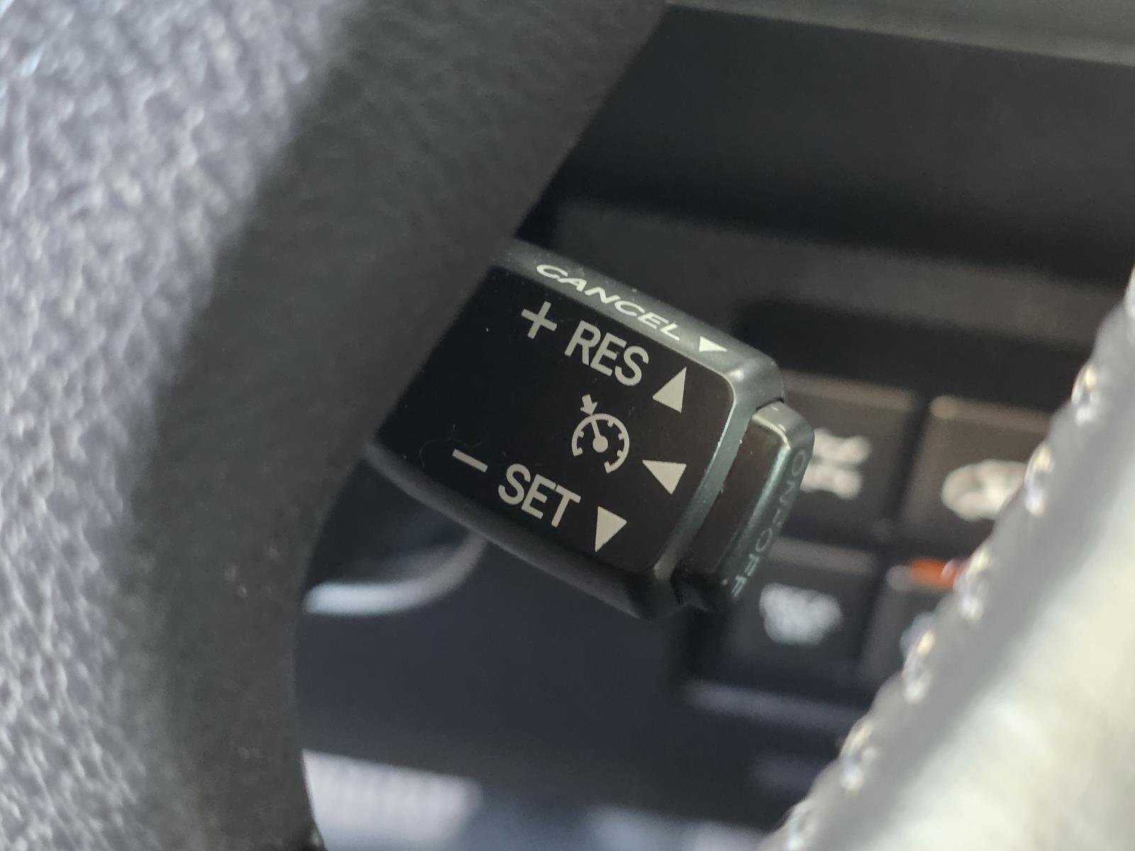 Used 2015 Silver Lexus 570 image 31