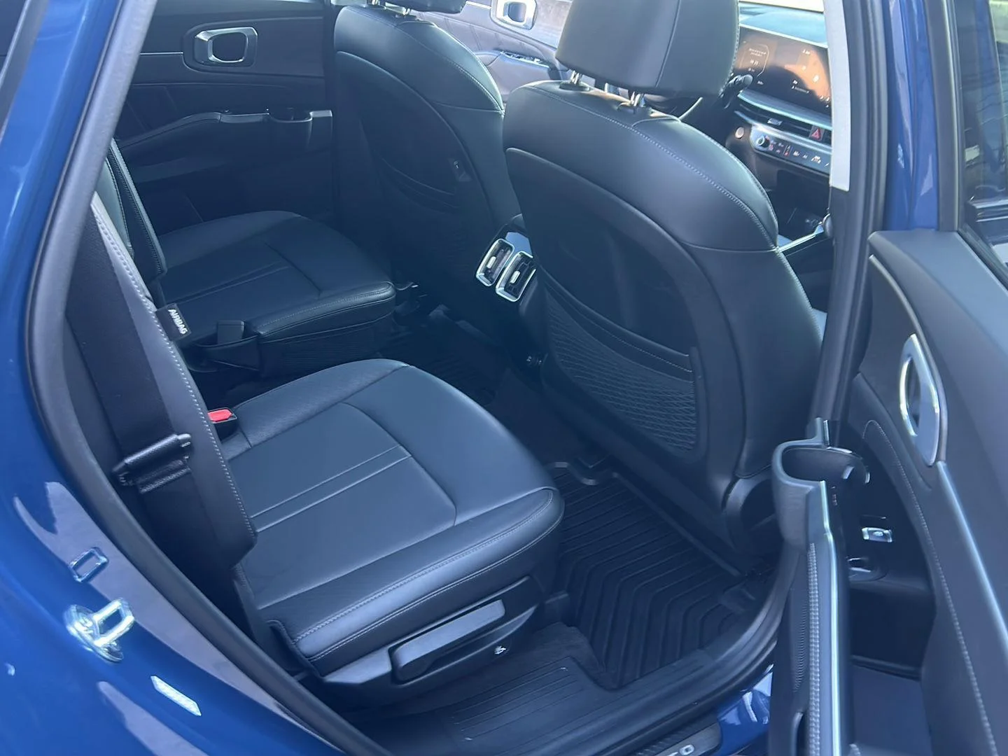 2024 Kia Sorento X-Line SX - Photo 25