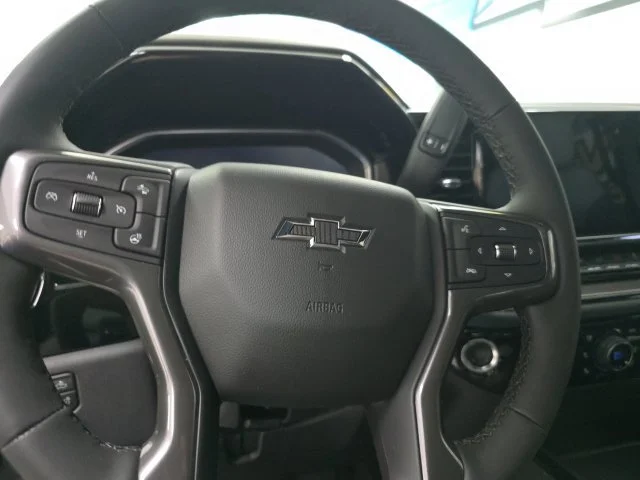 2026 Chevrolet Silverado 2500 HD ZR2 - Photo 18