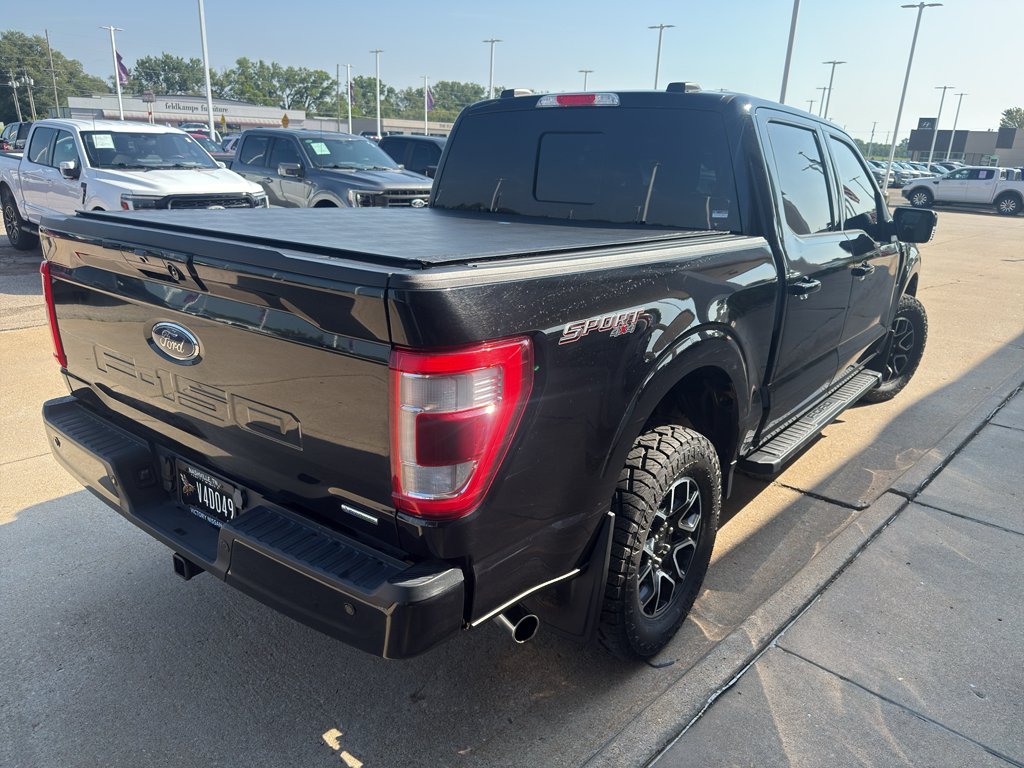 Used 2023 Agate Black Metallic Ford LARIAT image 9