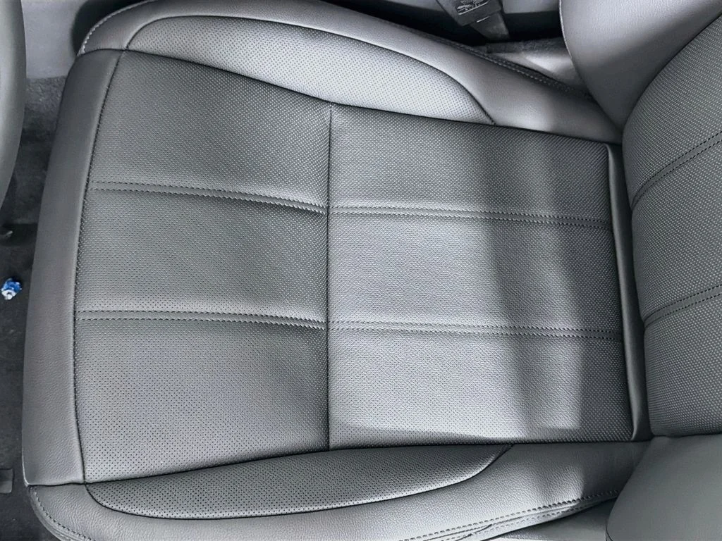 New 2026 Fuji White Land Rover S image 20