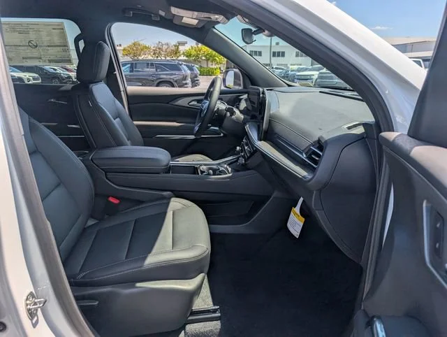 New 2026 Summit White Chevrolet LT image 7