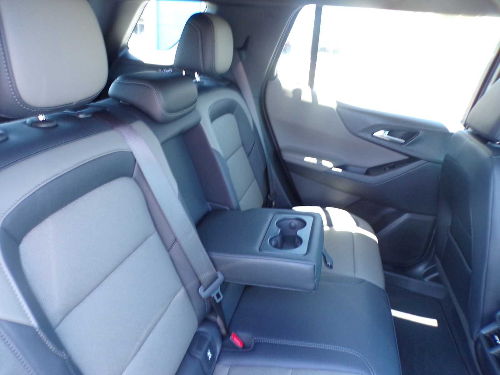2026 Chevrolet Equinox LT - Photo 14