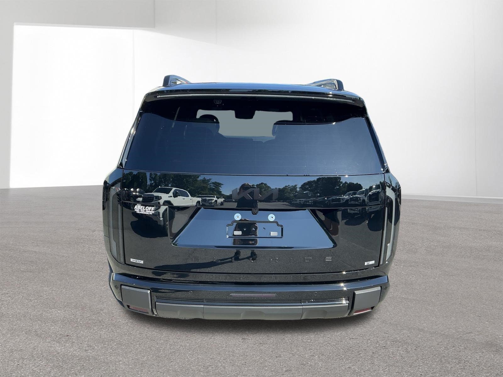 New 2027 Ebony Black Kia X-LINE SX PRESTIGE image 4