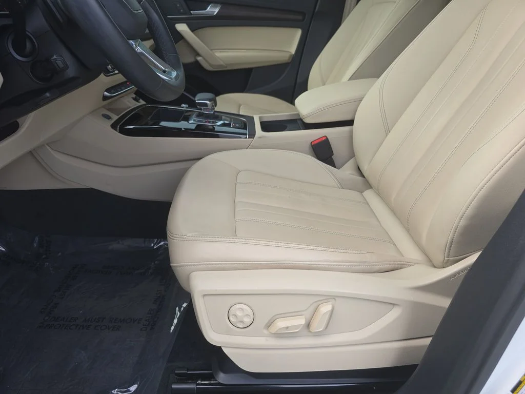 Used 2023 White Audi 40 Premium image 26
