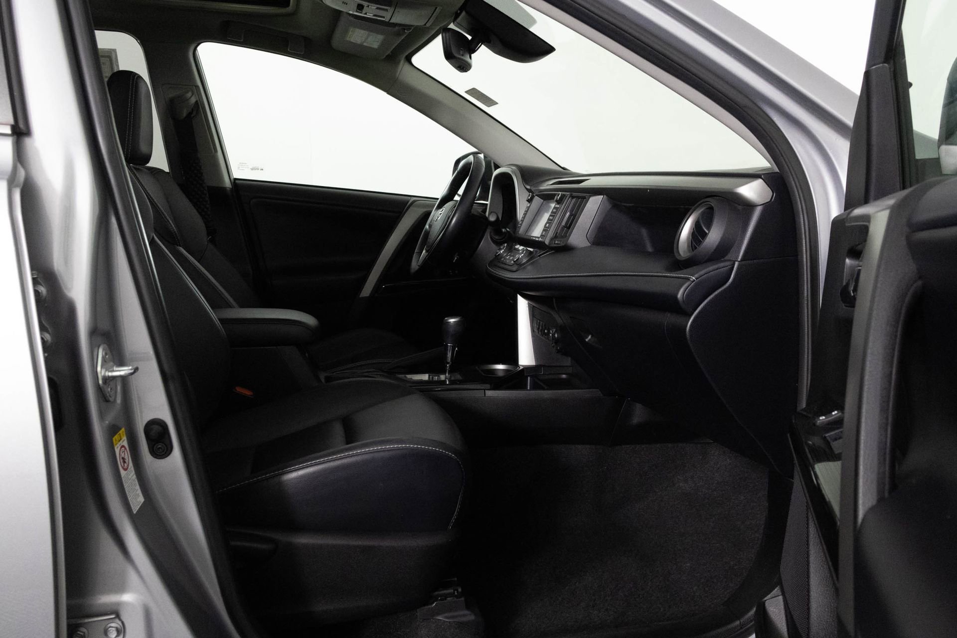 2018 TOYOTA RAV4 - Image 39