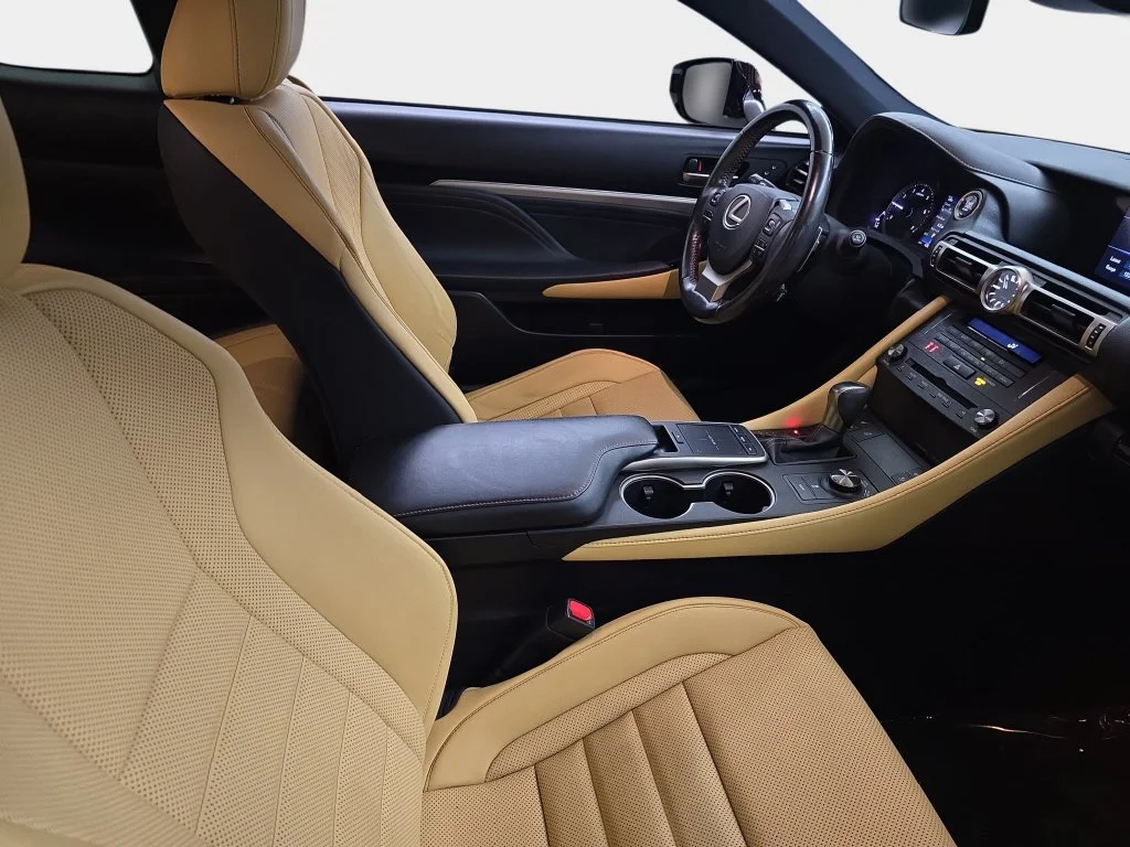 Used 2019 White Lexus 350 image 10