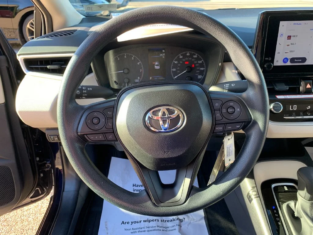 Used 2025  Toyota LE image 25
