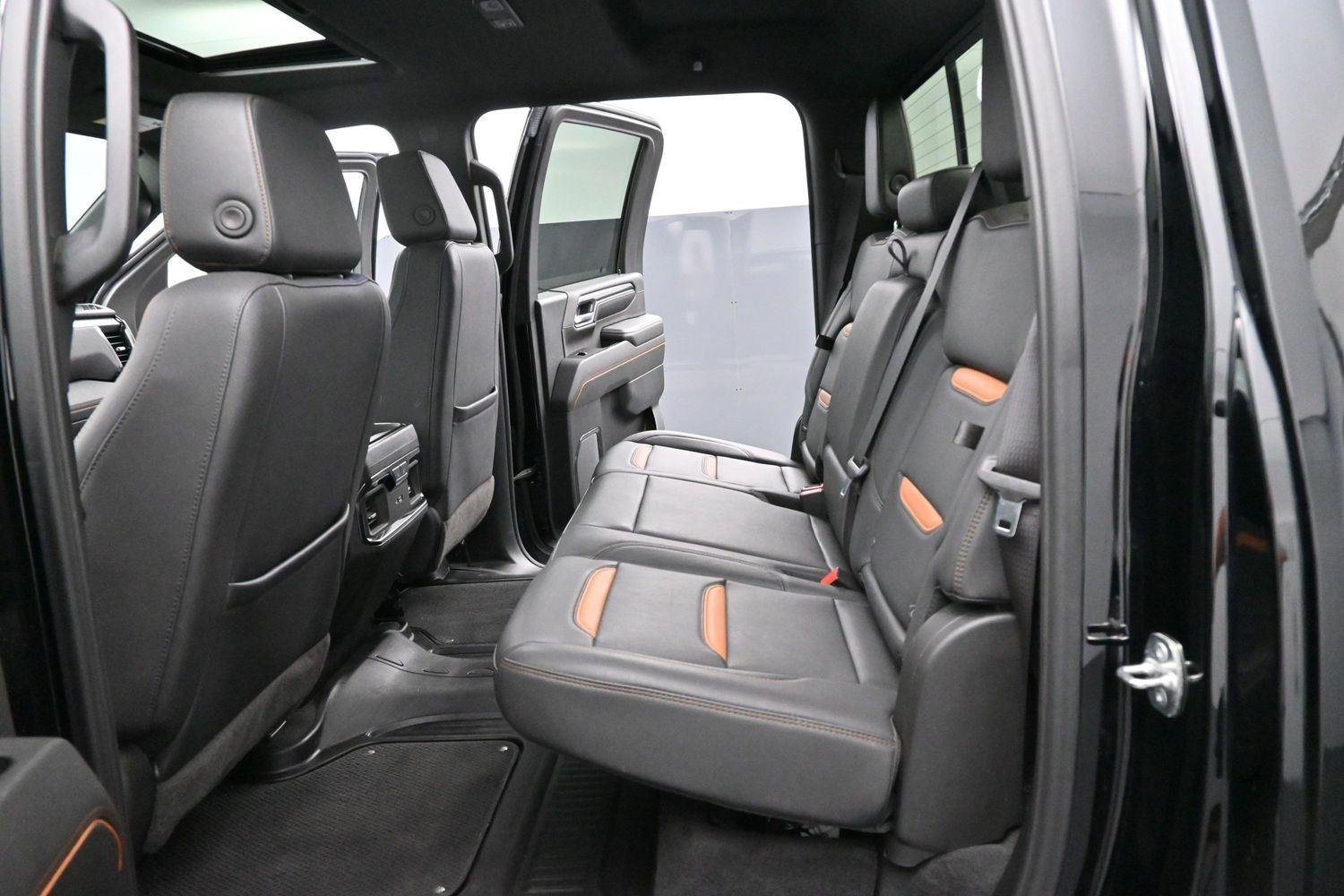 Used 2024 Onyx Black GMC AT4 image 30