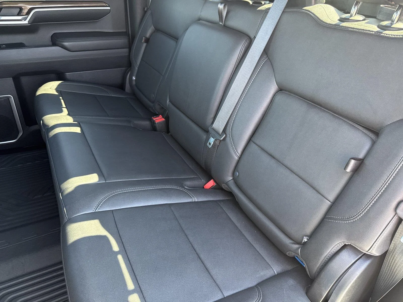 Used 2022 GLACIER BLUE METALLIC Chevrolet RST image 32