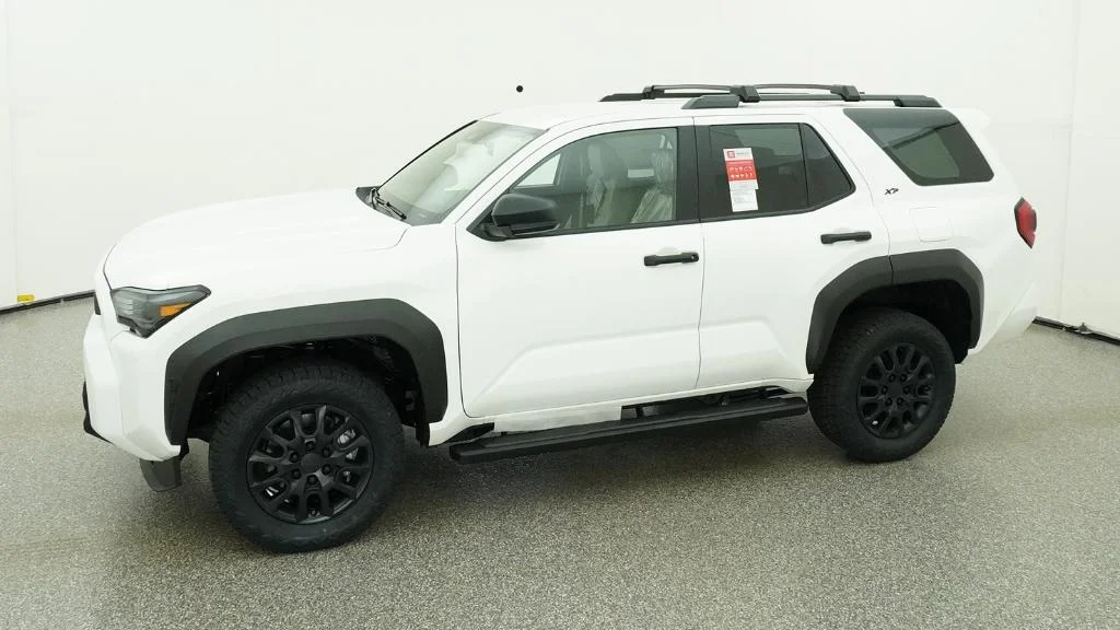 New 2026 Ice Cap Toyota SR5 image 33