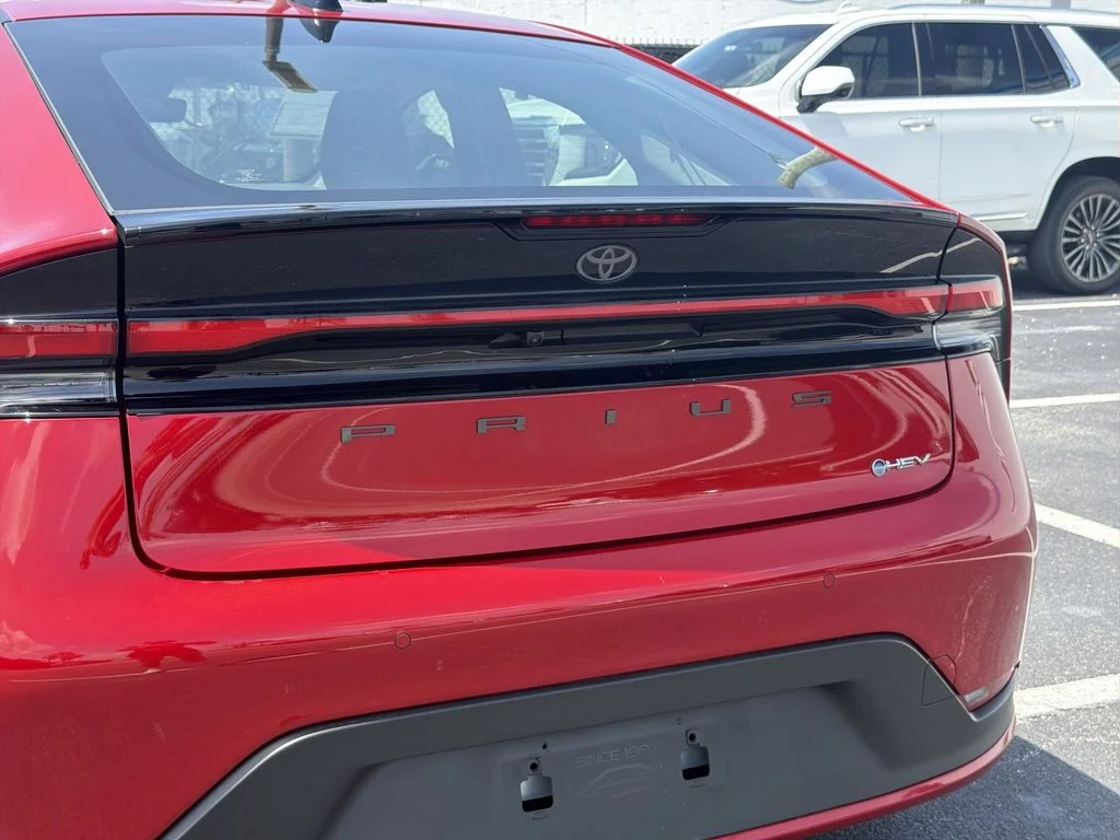 Used 2026 Red Toyota LE image 39