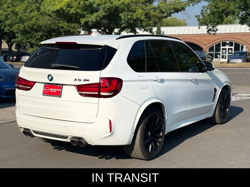 Used 2015 White BMW Base image 4