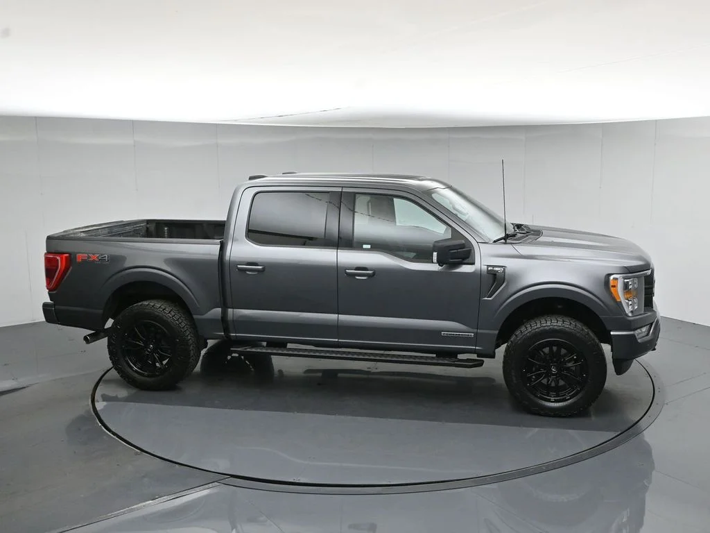 Used 2023 Gray Ford XLT image 56
