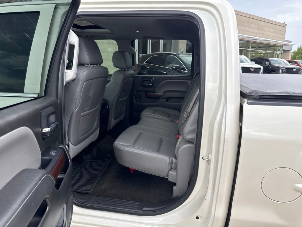 Used 2015 White GMC SLT image 15