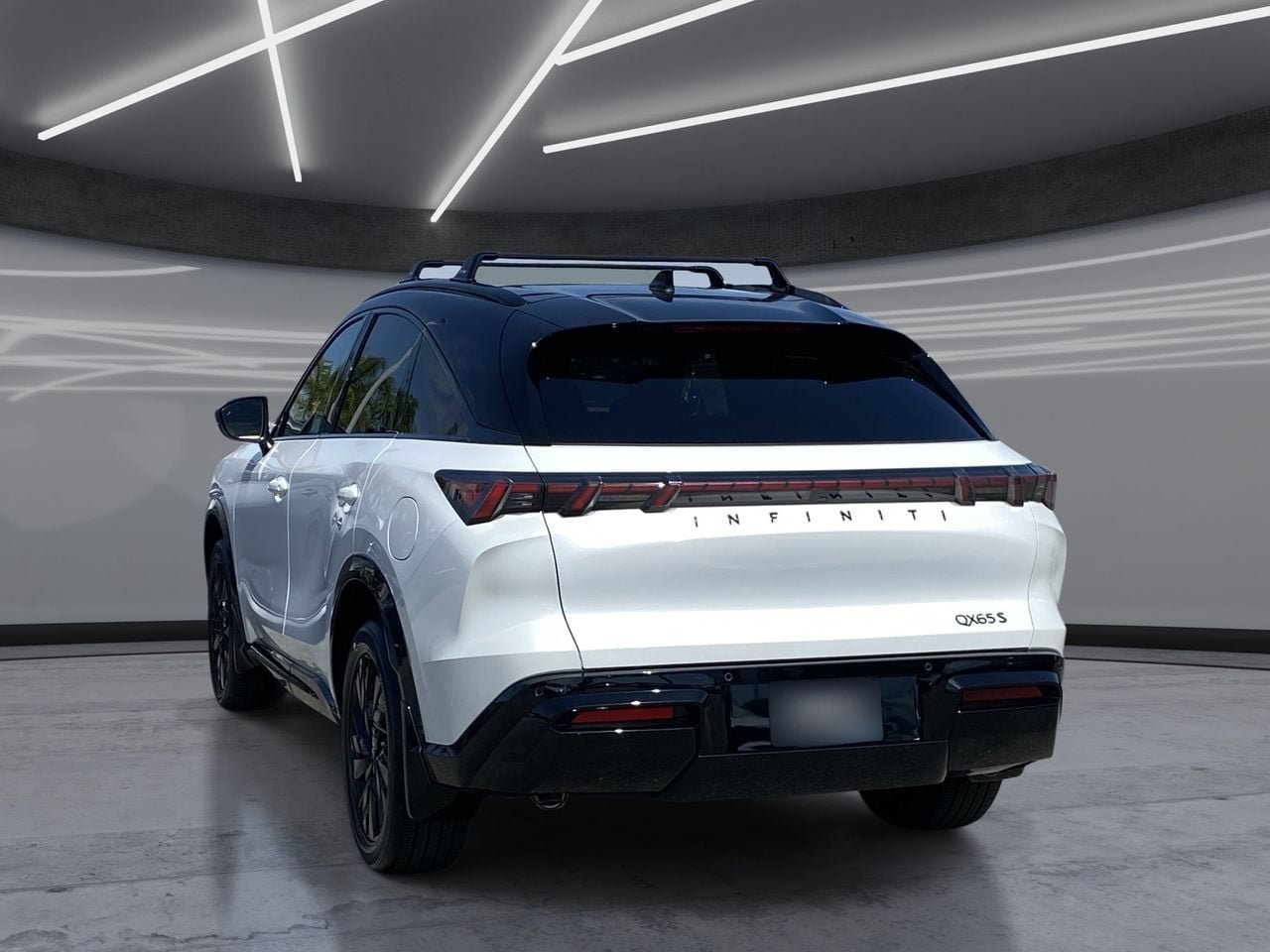 New 2027 2T RAD WHT INFINITI SPORT image 3
