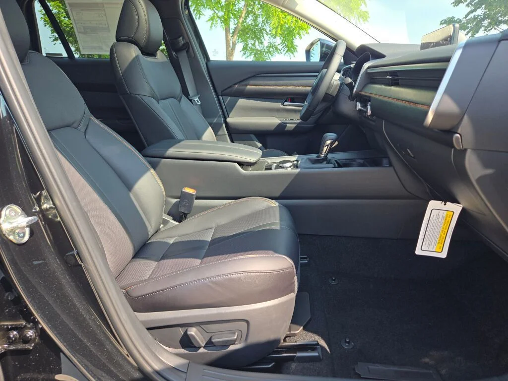 New 2026 Jet Black Mica Mazda 2.5 S Premium AWD image 6
