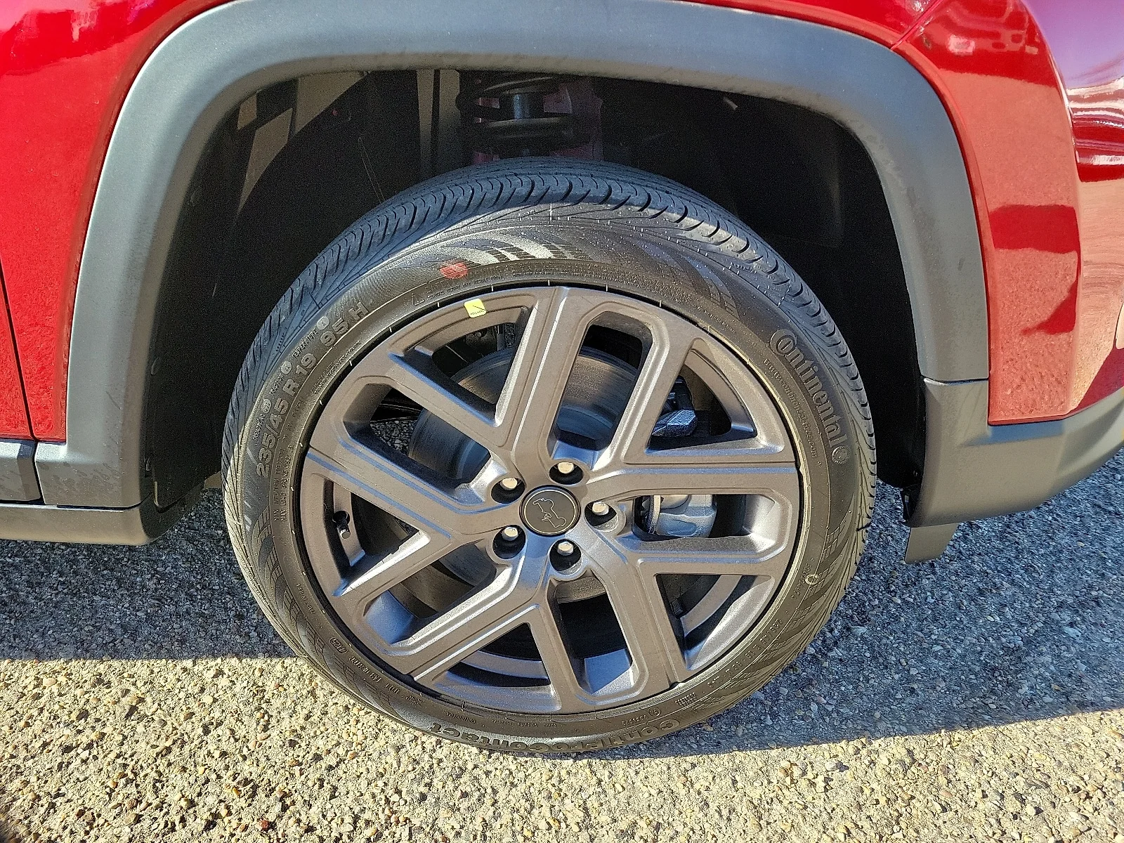 New 2026 Red Hot Pearlcoat Jeep LATITUDE ALTITUDE 4X4 image 7