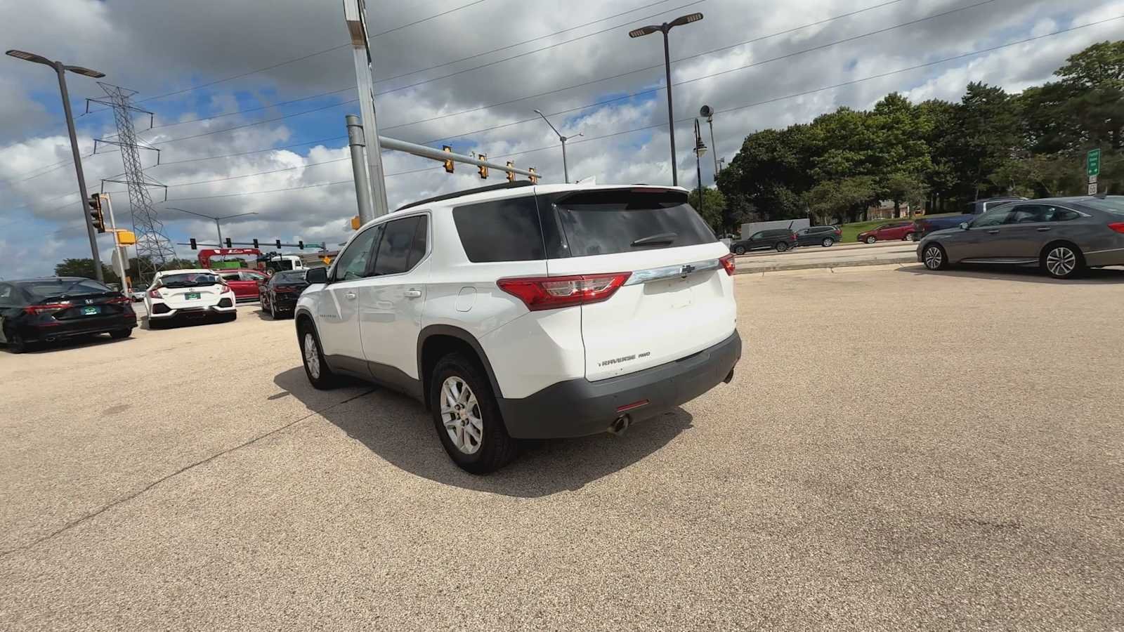Certified Used 2019 SUMMIT WHITE Chevrolet LT Leather image 6