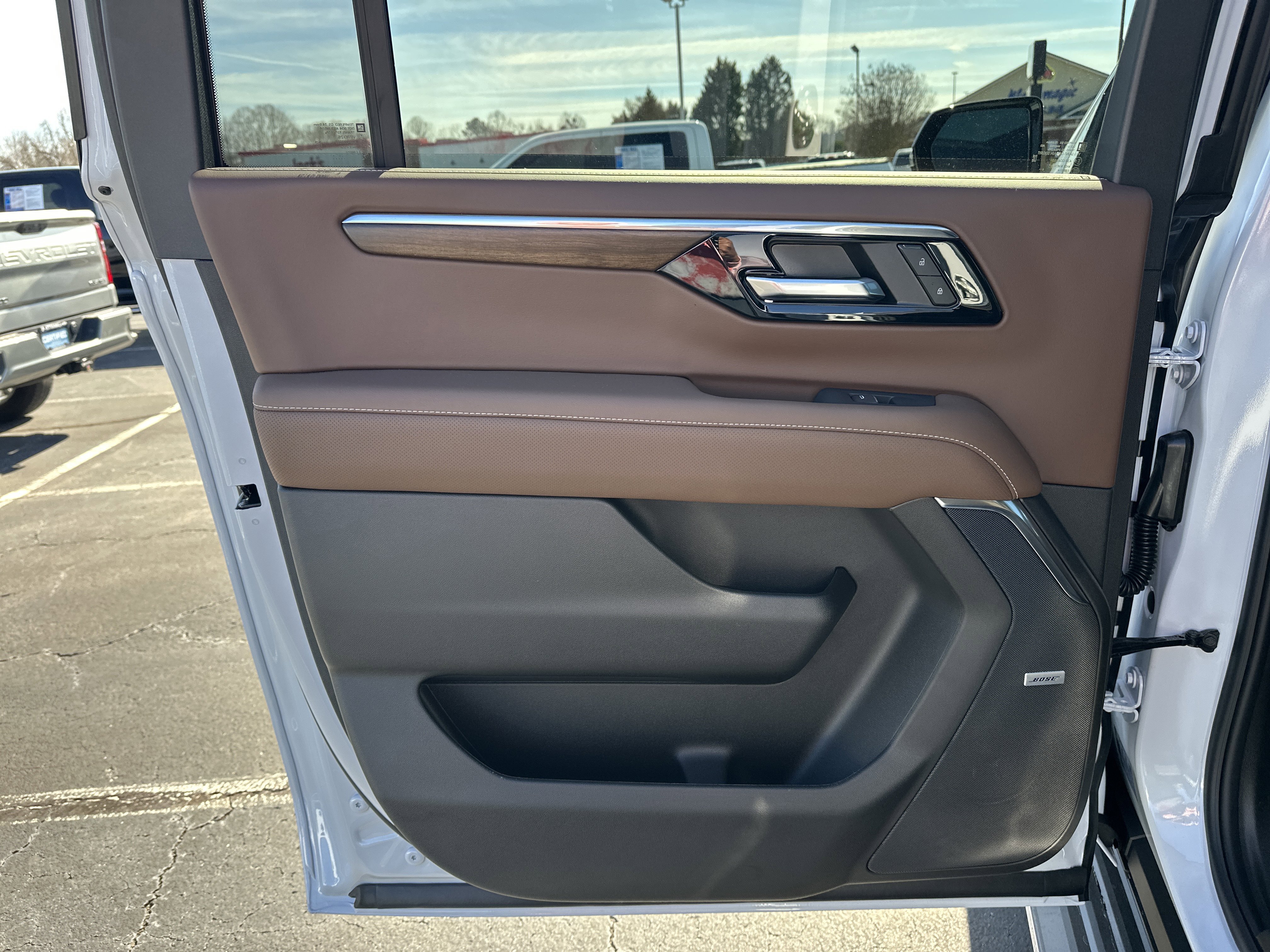2026 Chevrolet Suburban High Country - Photo 22